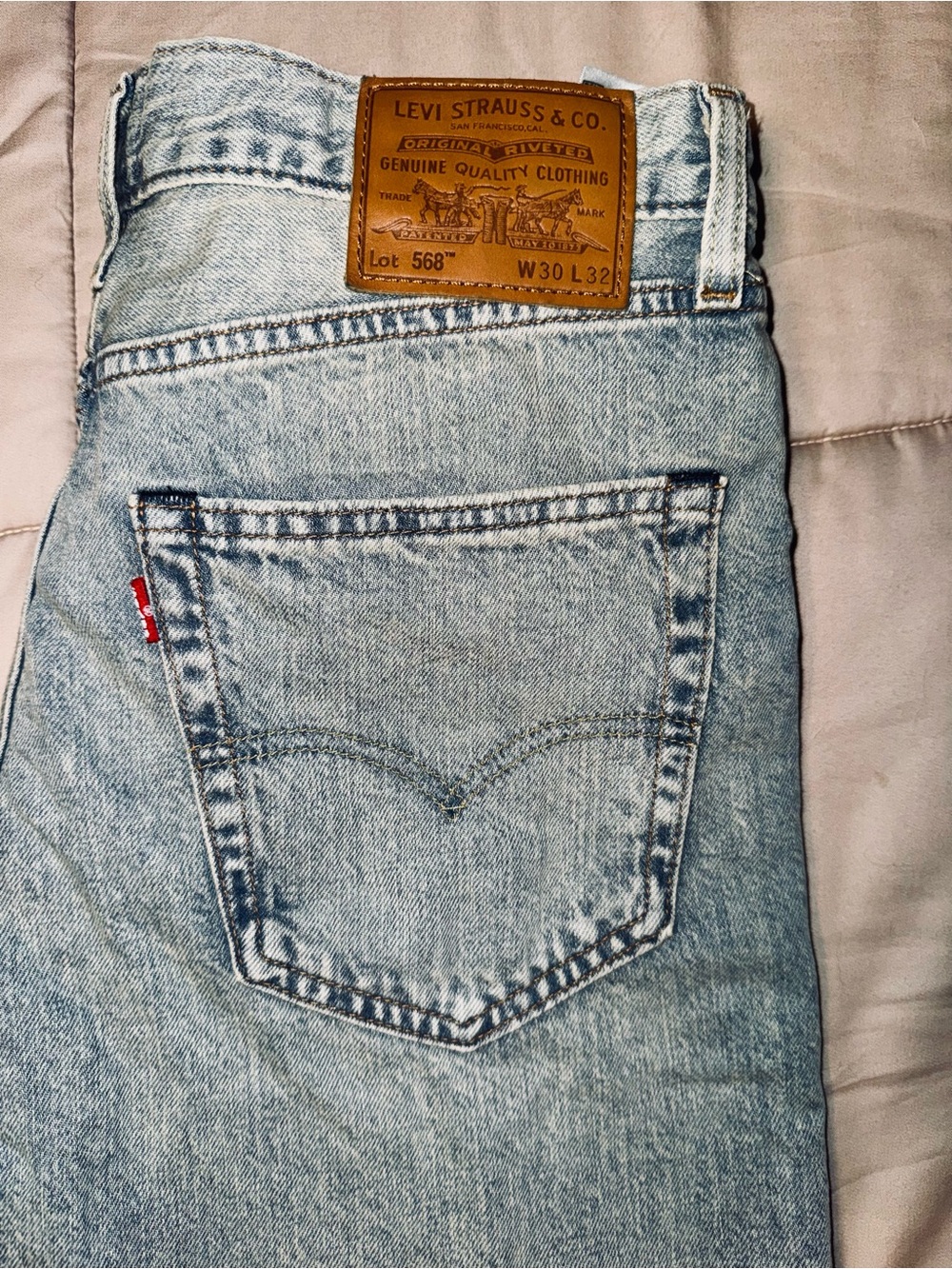 Levi's Men's Straight Jeans in Light Wash Blue